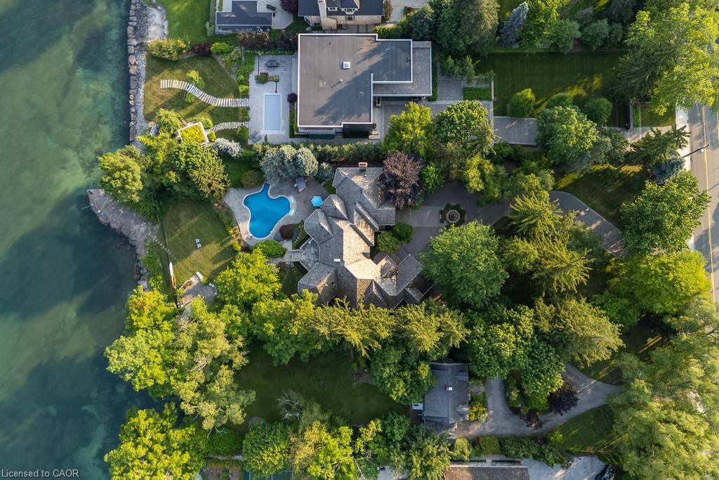 4038 Lakeshore Road, Burlington — 16