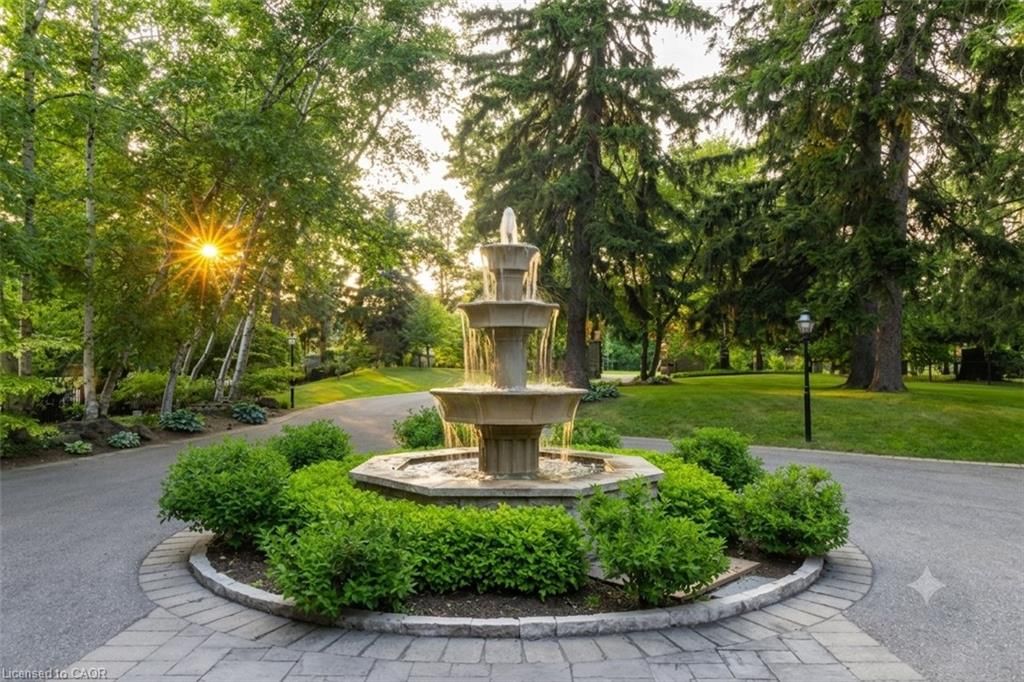 4038 Lakeshore Road, Burlington — 19
