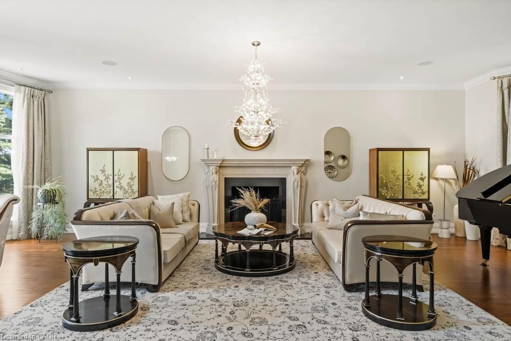 4038 Lakeshore Road, Burlington — 23