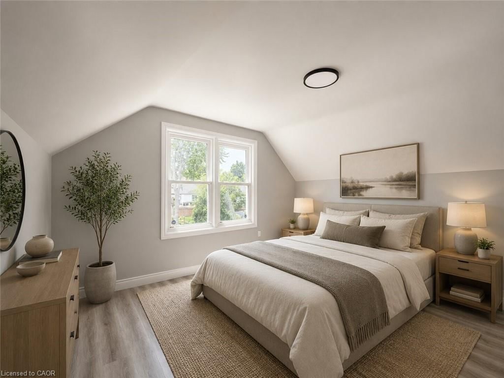 20 Patricia Place, Hamilton — 21