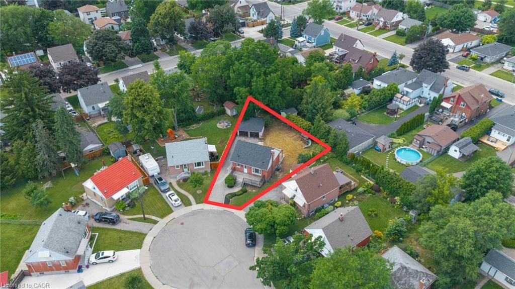 20 Patricia Place, Hamilton — 47