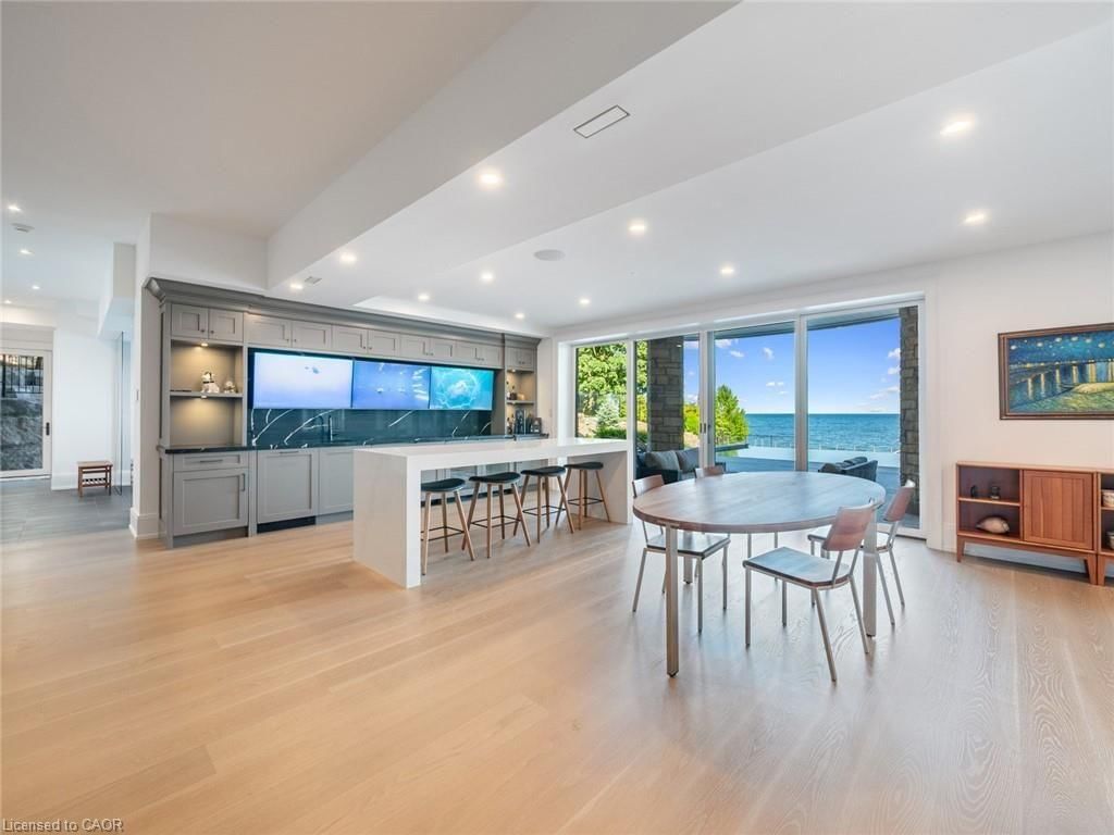 140 Secord Lane, Burlington — 38