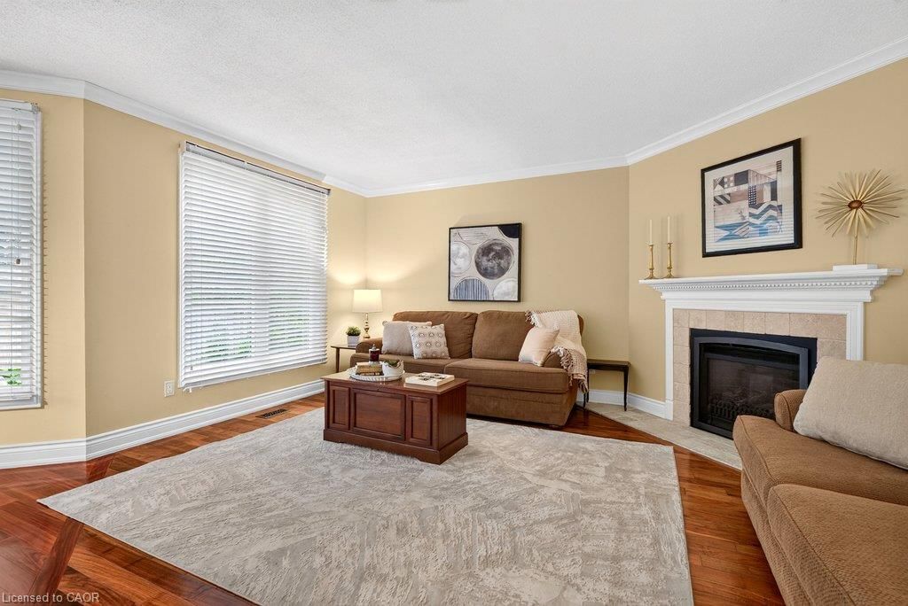 1152 Lockhart Road, Burlington — 18