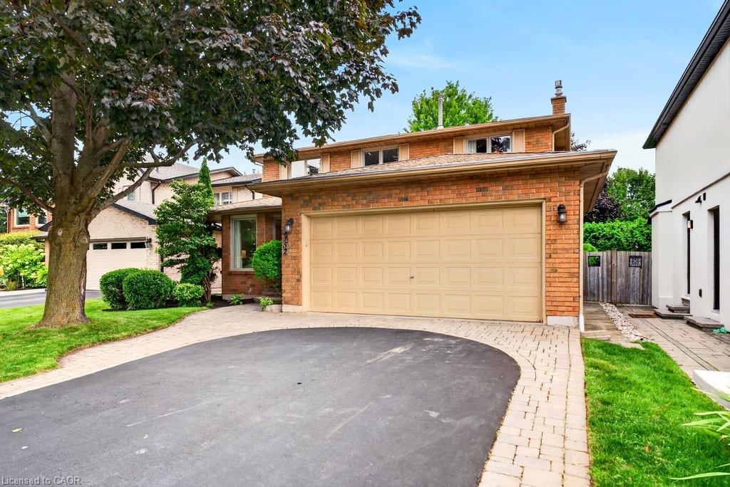 1152 Lockhart Road, Burlington — 2