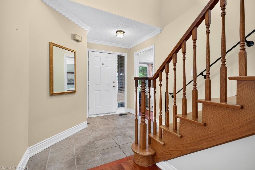1152 Lockhart Road, Burlington — 5