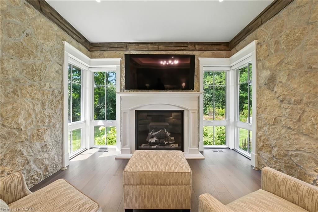 597 Old York Road, Burlington — 13