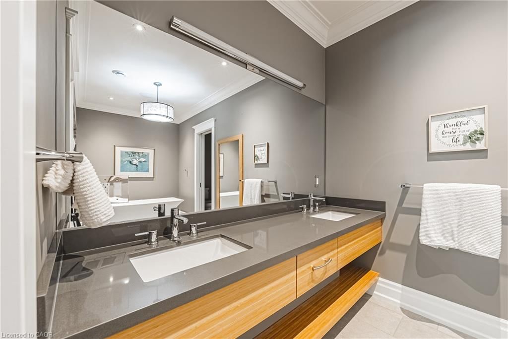 597 Old York Road, Burlington — 20