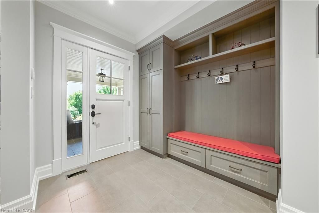 597 Old York Road, Burlington — 23
