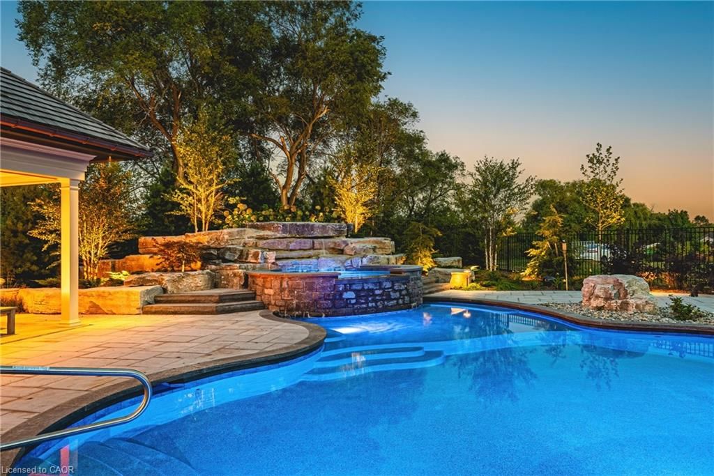 597 Old York Road, Burlington — 47