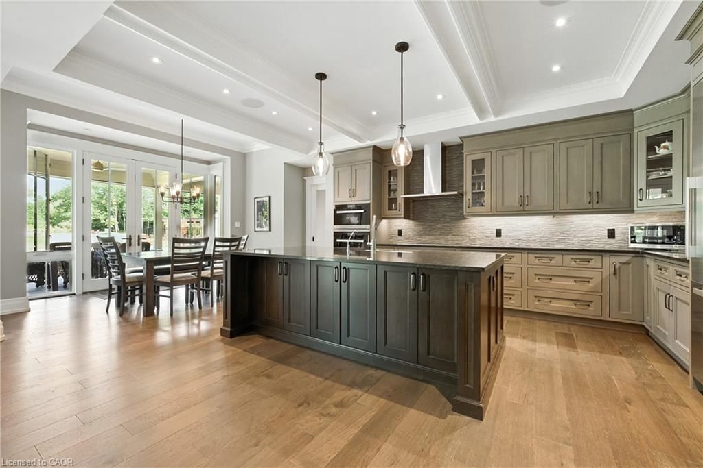 597 Old York Road, Burlington — 8