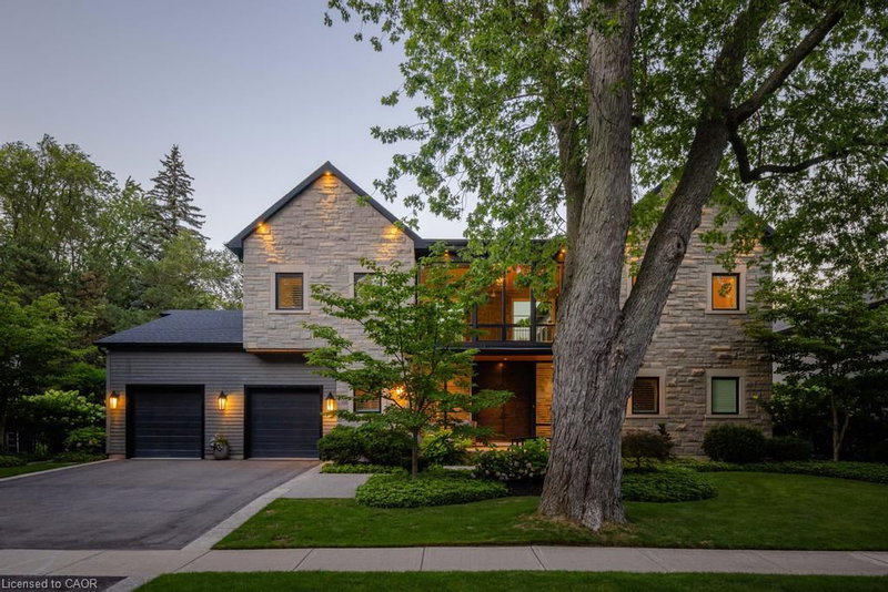 253 Rossmore Boulevard - Photo 2