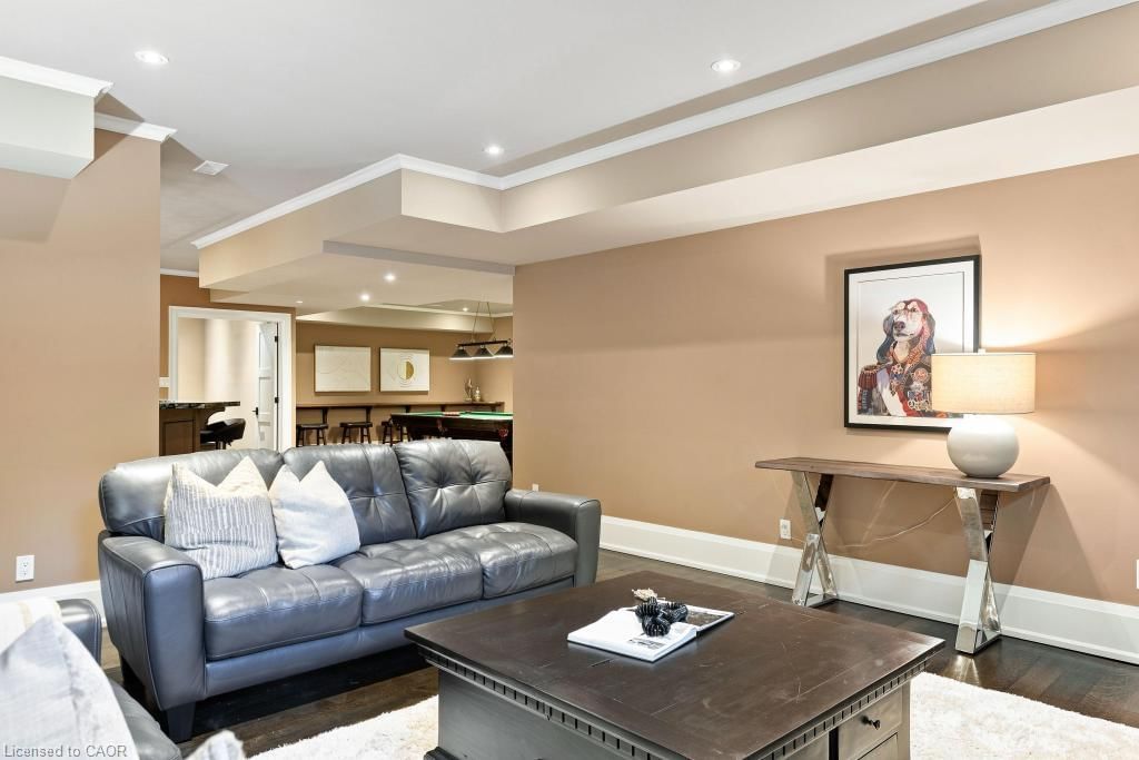253 Rossmore Boulevard, Burlington — 40
