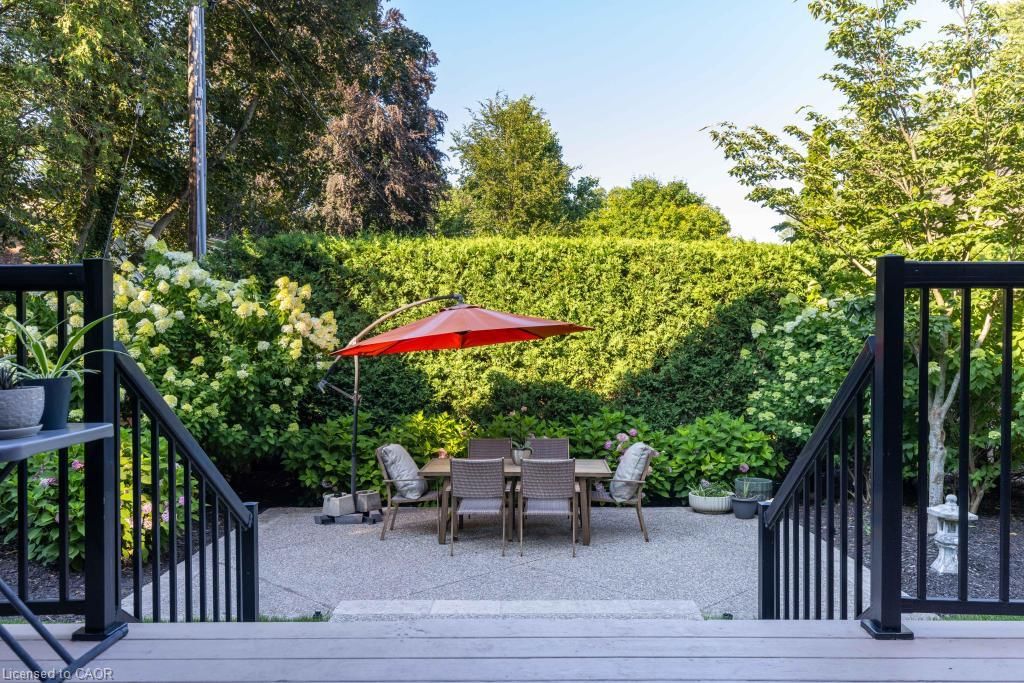 253 Rossmore Boulevard, Burlington — 47