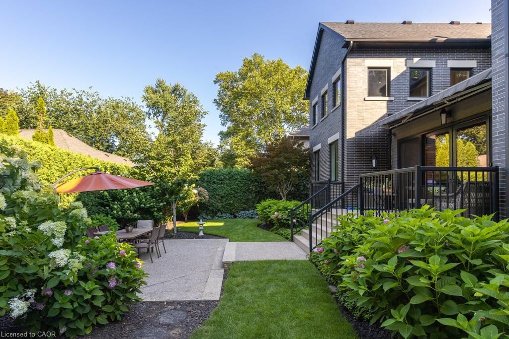 253 Rossmore Boulevard, Burlington — 49