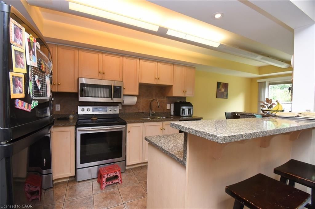 509 Southridge Drive, Hamilton — 12