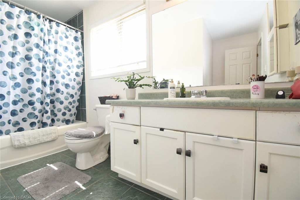509 Southridge Drive, Hamilton — 17