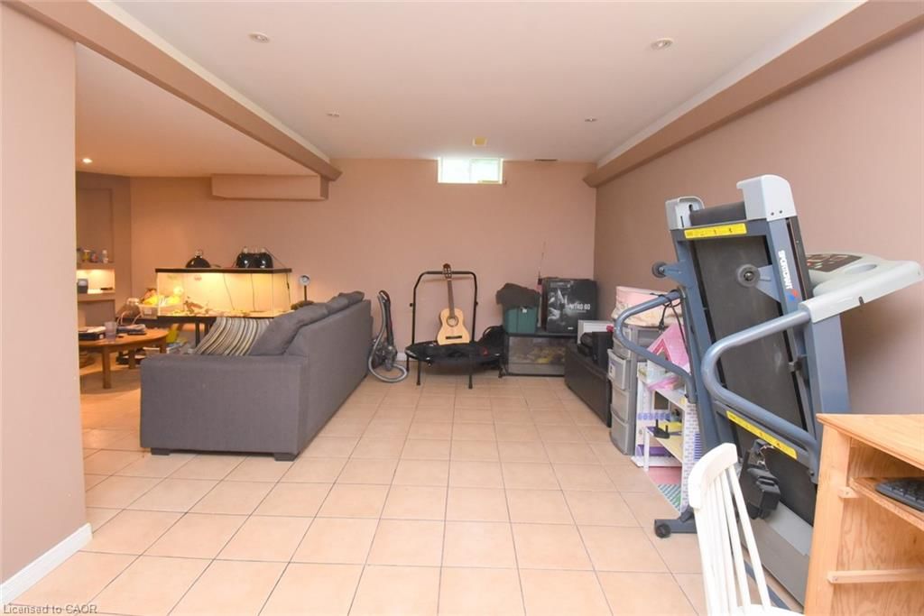 509 Southridge Drive, Hamilton — 22