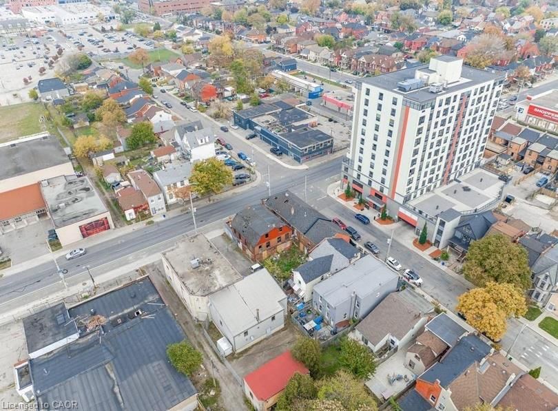 202 Cannon Street, Hamilton — 4