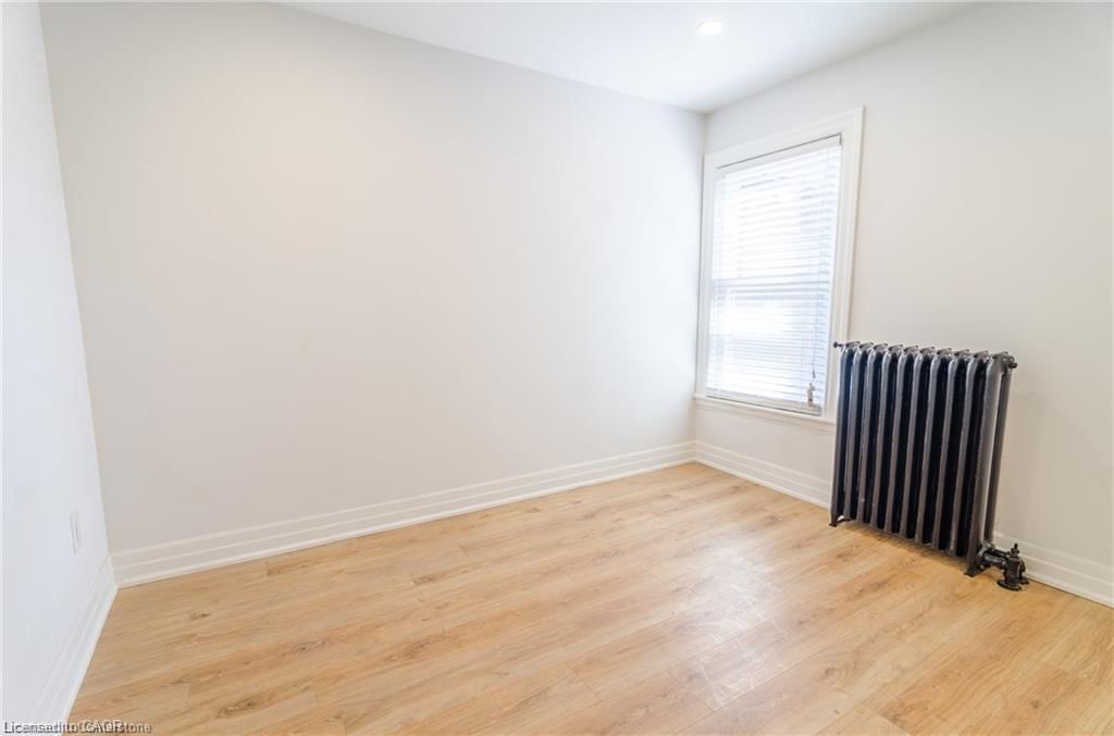 2 (Second Floor)-49 Gladstone Avenue, Hamilton — 12
