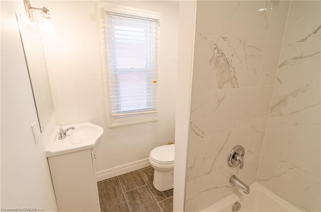 2 (Second Floor)-49 Gladstone Avenue, Hamilton — 15