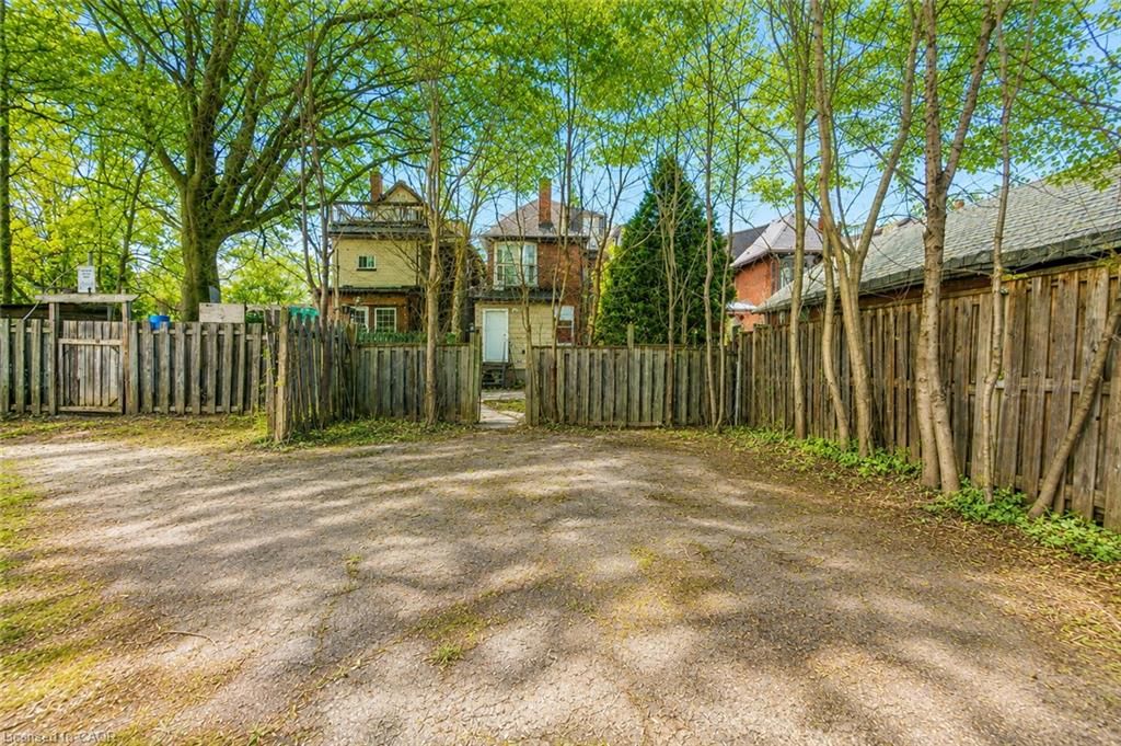 2 (Second Floor)-49 Gladstone Avenue, Hamilton — 19