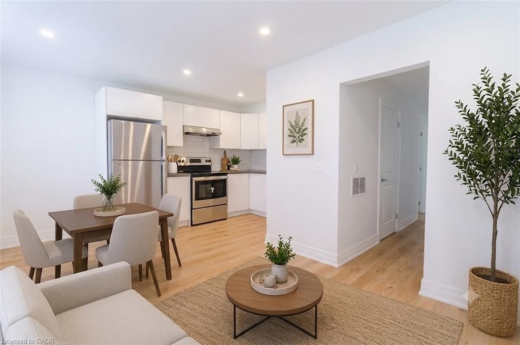 2 (Second Floor)-49 Gladstone Avenue, Hamilton — 3