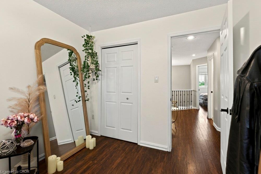 15-1860 Upper Gage Avenue, Hamilton — 22