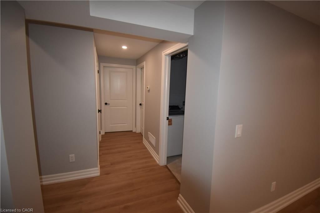 2-1294 Coric Avenue, Burlington — 12