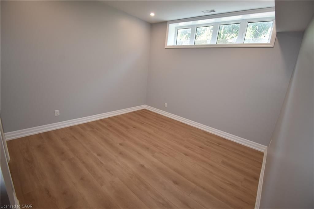2-1294 Coric Avenue, Burlington — 23