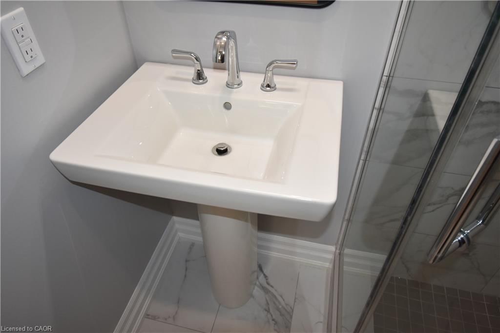2-1294 Coric Avenue, Burlington — 26