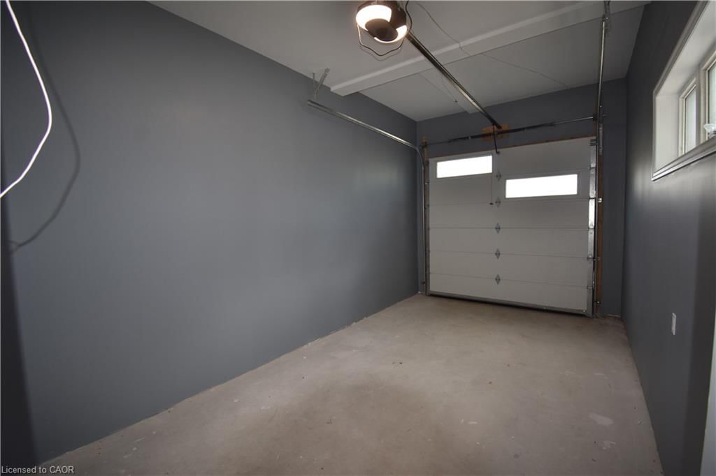 2-1294 Coric Avenue, Burlington — 30