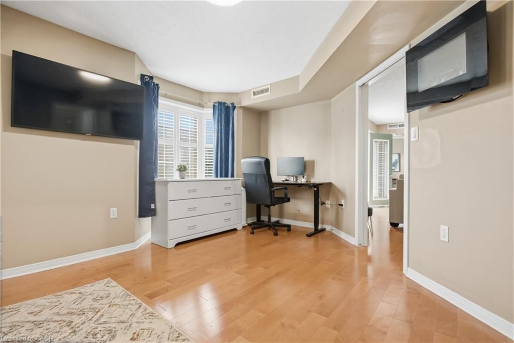 F304-216 Plains Road, Burlington — 16