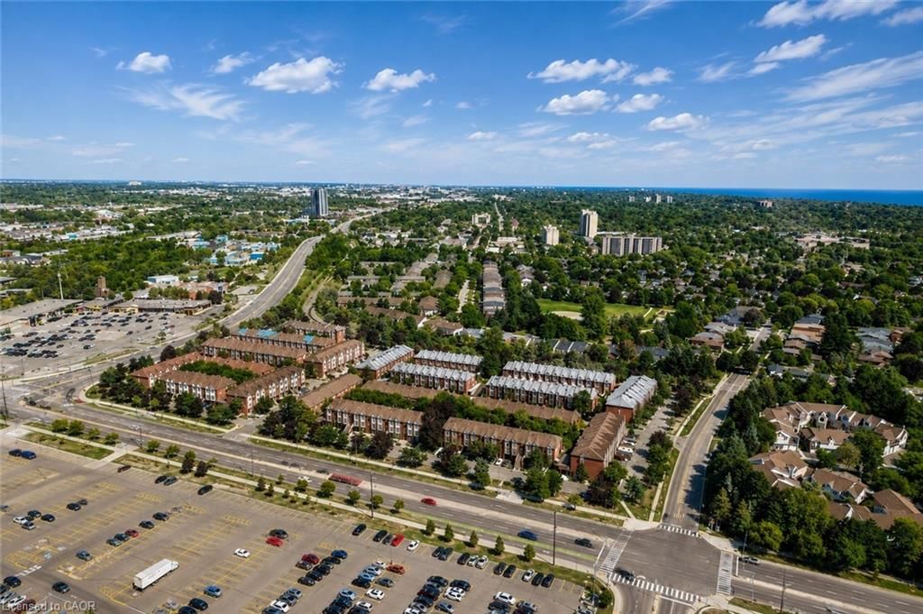 617-895 Maple Avenue, Burlington — 11