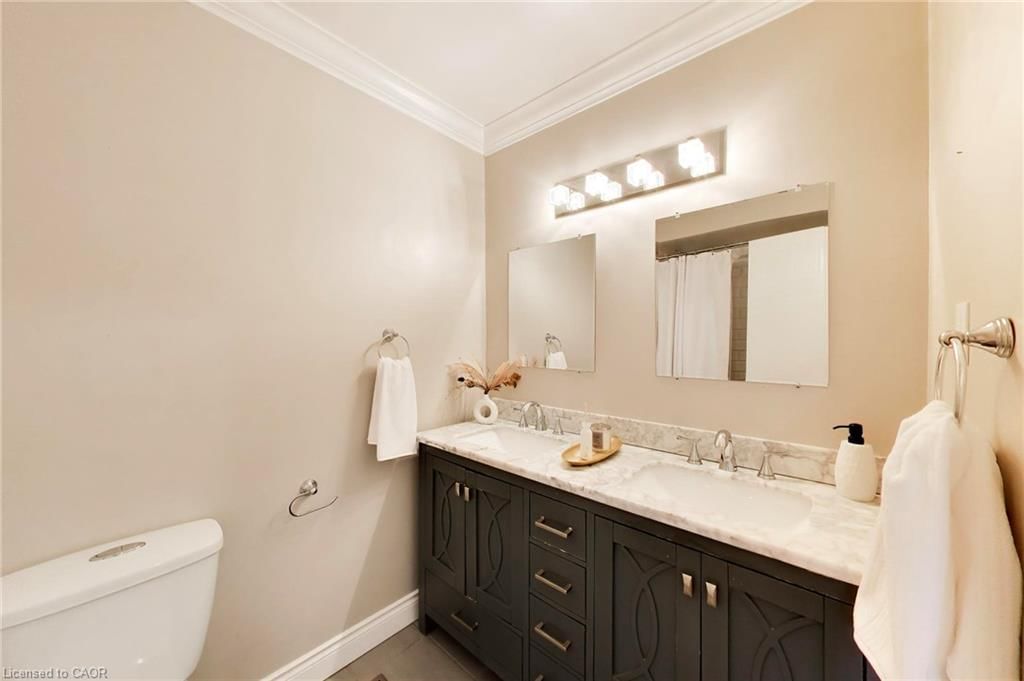 617-895 Maple Avenue, Burlington — 23