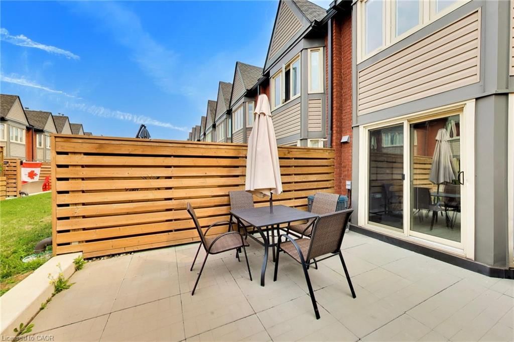617-895 Maple Avenue, Burlington — 28