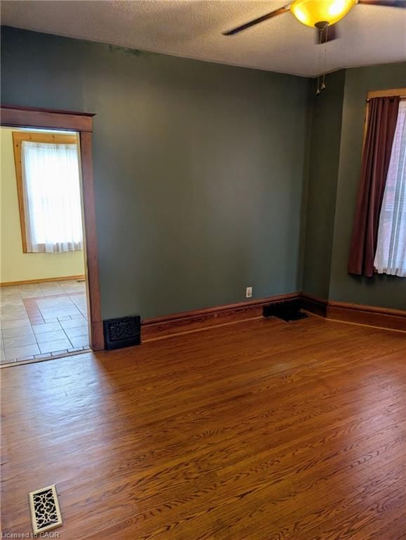 61 Barnesdale Avenue, Hamilton — 9